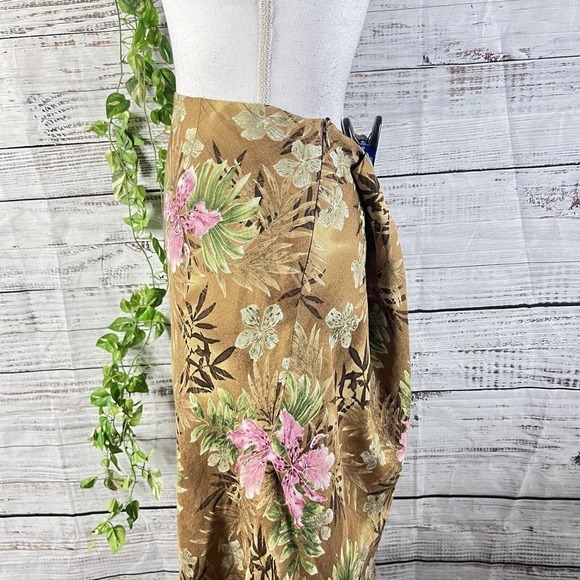 Charter Club Skirt size 16 Brown Green Pink Floral Linen Silk Bias A Line Knee - Picture 10 of 13